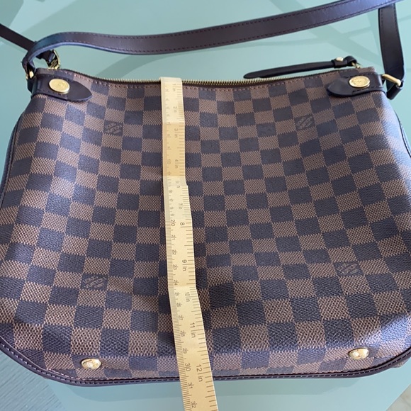 Louis Vuitton Crossbody - Picture 11 of 13